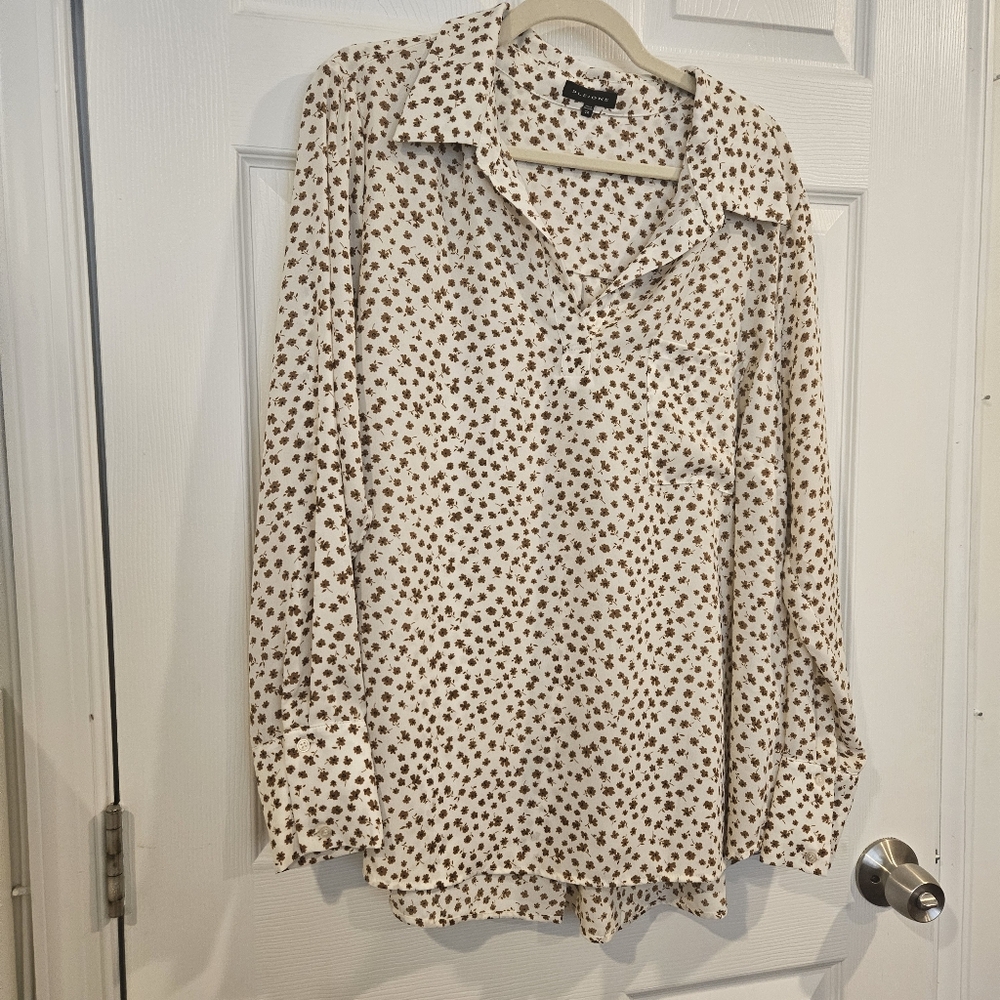 Retro Collared Ivory and Brown Floral